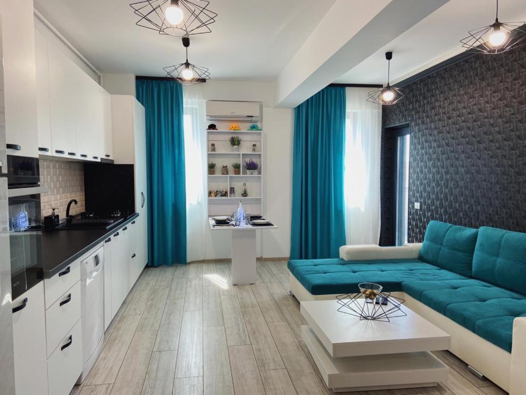 Peacock Apartament- Stefan Building Lejlighed Năvodari Eksteriør billede